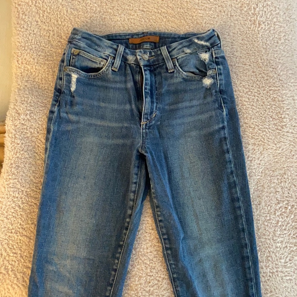 Joe’s Jeans High Rise Curvy Skinny Crop